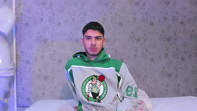 Apolo Gray online show from 02-08-26, 04:21