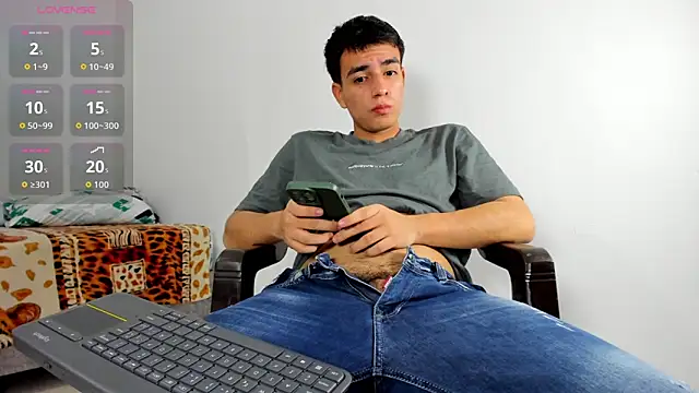 david hot08 online show from 03-08-26, 08:06