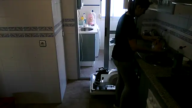 Snapshot of laparejaideal08 chatting on 02-21-26, 04:09 laparejaideal08 online show from 02-21-26, 04:09