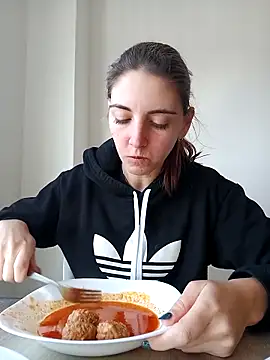 laparejaideal08 online show from 03-11-26, 04:34