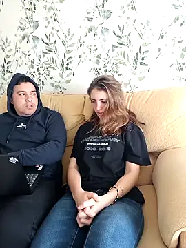 laparejaideal08 online show from 04-11-26, 03:49