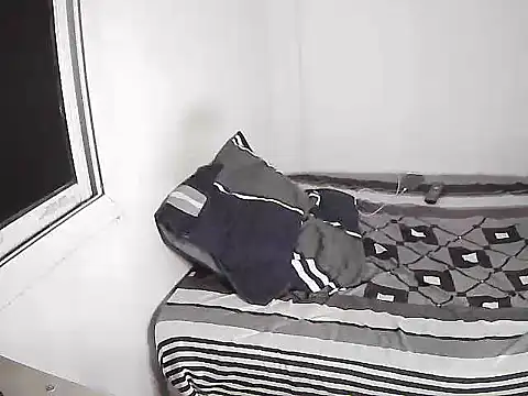 Snapshot of JonatanBail chatting on 02-10-26, 05:50 JonatanBail online show from 02-10-26, 05:50