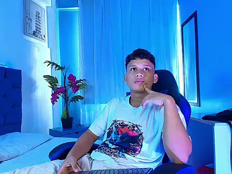 AlexDuMontt online show from 02-17-26, 08:28