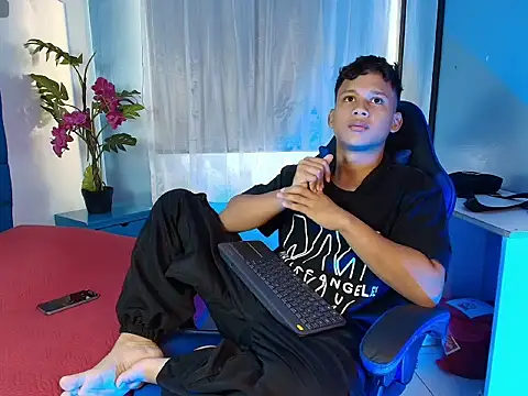 AlexDuMontt online show from 02-18-26, 07:21