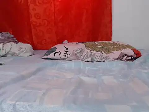 Snapshot of Emily_dirty26 chatting on 02-26-26, 08:31 Emily dirty26 online show from 02-26-26, 08:31