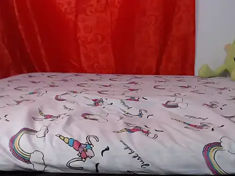 Snapshot of Emily_dirty26 chatting on 02-06-26, 08:27 Emily dirty26 online show from 02-06-26, 08:27