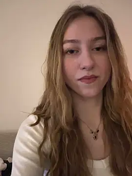 Snapshot of romyxxs chatting on 02-02-26, 08:19 romyxxs online show from 02-02-26, 08:19