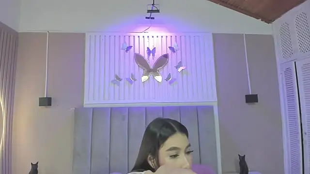  Kailythompson online show from 07-05-26, 08:05