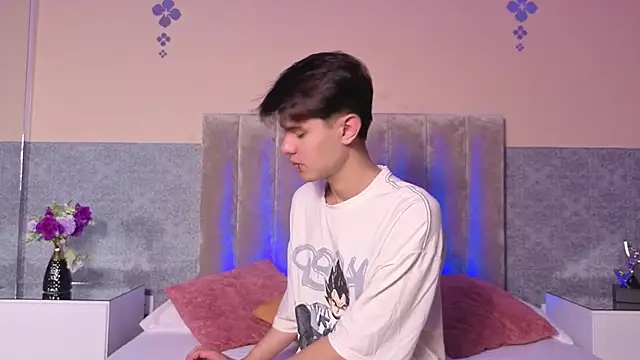 Derek Sinn online show from 02-12-26, 08:19