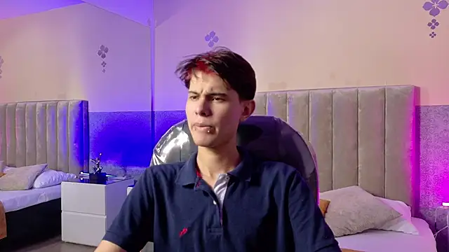 Derek Sinn online show from 04-04-26, 07:53