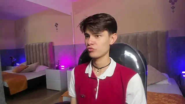 Derek Sinn online show from 04-13-26, 07:51