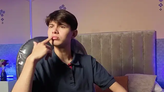 Derek Sinn online show from 02-28-26, 07:46