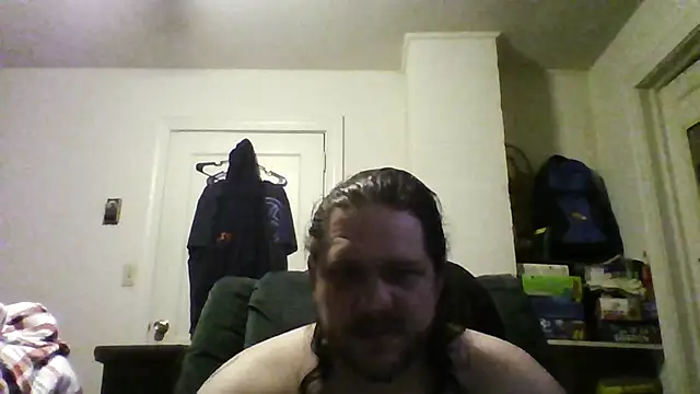 Snapshot of Demon2182 chatting on 02-16-26, 06:12 Demon2182 online show from 02-16-26, 06:12