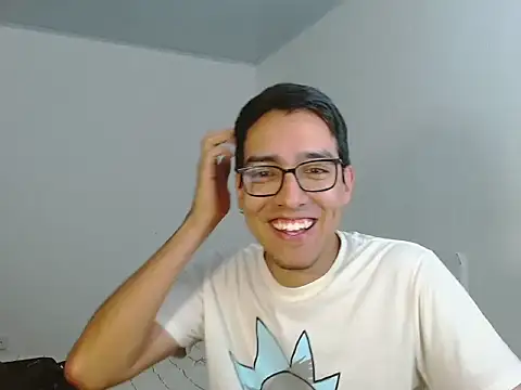 Snapshot of NickFin chatting on 05-27-26, 12:53 NickFin online show from 05-27-26, 12:53