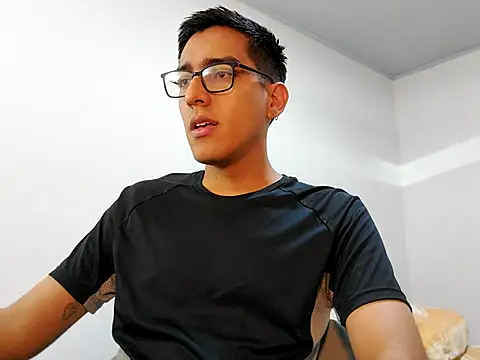 Snapshot of NickFin chatting on 02-25-26, 09:25 NickFin online show from 02-25-26, 09:25