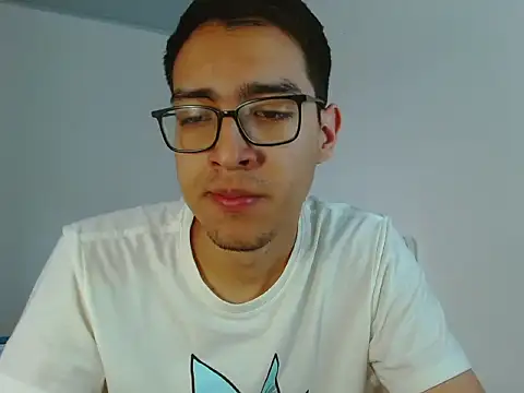 Snapshot of NickFin chatting on 04-18-26, 03:36 NickFin online show from 04-18-26, 03:36