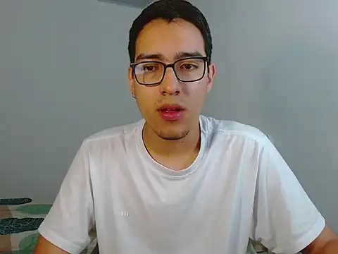 Snapshot of NickFin chatting on 05-02-26, 04:12 NickFin online show from 05-02-26, 04:12