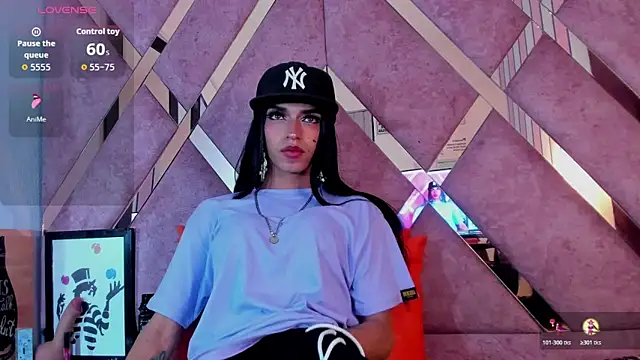 MeghanQueen   online show from 03-14-26, 06:19