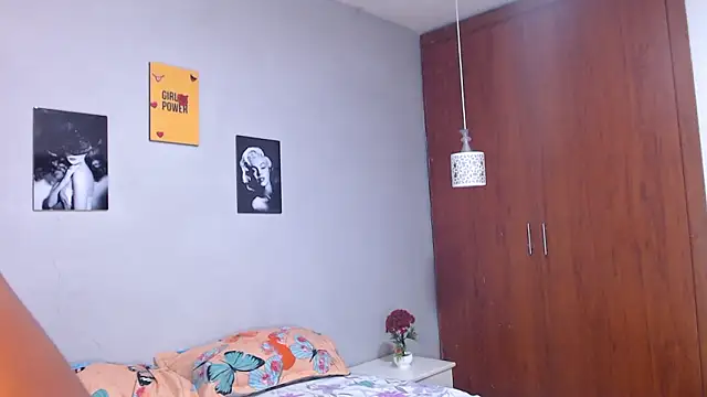 arianna rossi11 online show from 03-06-26, 12:00