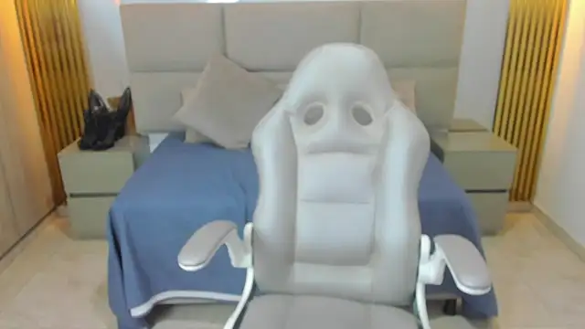 Nasira sultan online show from 03-30-26, 02:02