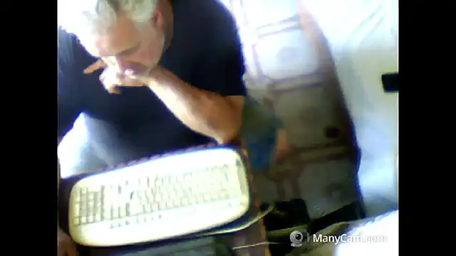 Snapshot of swichcassanesi chatting on 06-27-26, 01:17 swichcassanesi online show from 06-27-26, 01:17