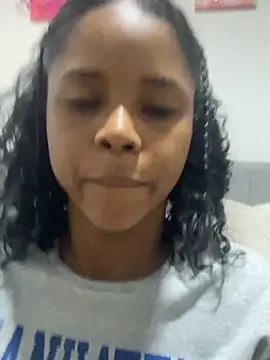 Snapshot of LIA_PARKERR chatting on 02-08-26, 10:51 LIA PARKERR online show from 02-08-26, 10:51