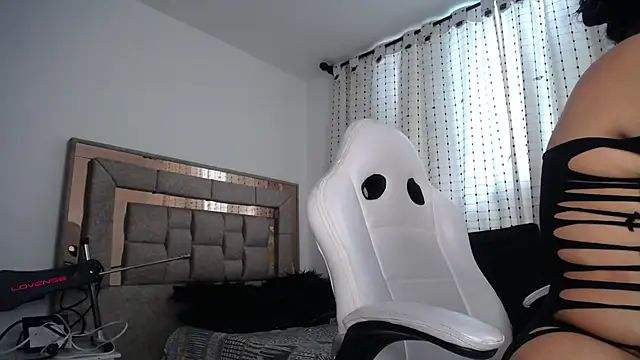 miafuegolatino online show from 02-10-26, 09:47