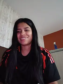 tifany lechosa111 online show from 05-17-26, 12:43