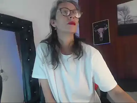 Snapshot of laurasofia45 chatting on 02-19-26, 07:38 laurasofia45 online show from 02-19-26, 07:38