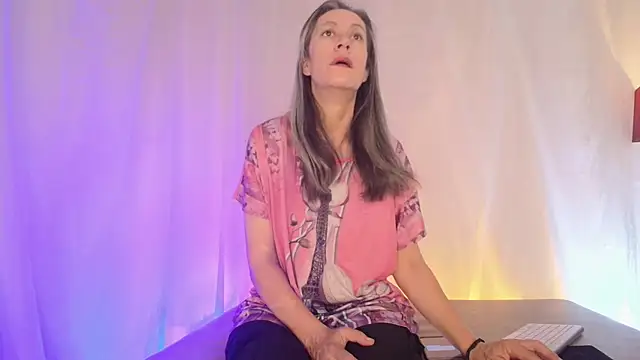 Snapshot of laurasofia45 chatting on 07-01-26, 10:59 laurasofia45 online show from 07-01-26, 10:59