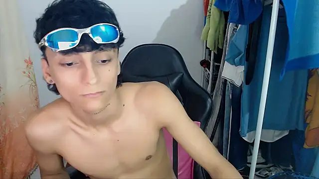 BOY 0914 online show from 02-20-26, 05:04