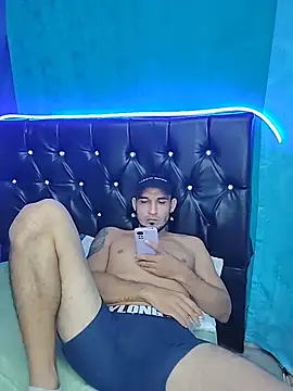 junior men22 online show from 02-17-26, 01:30