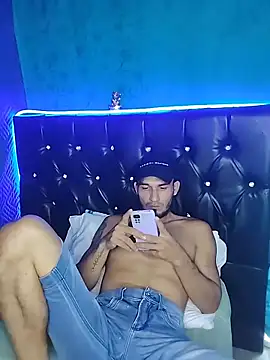 junior men22 online show from 02-14-26, 01:55