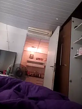 Snapshot of liuz97jls chatting on 03-14-26, 12:33 liuz97jls online show from 03-14-26, 12:33