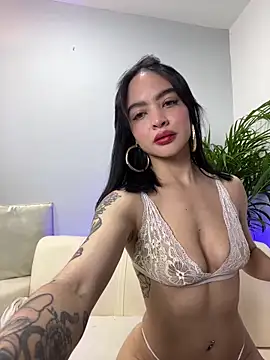 Snapshot of Elirpo chatting on 02-24-26, 01:17 Elirpo online show from 02-24-26, 01:17