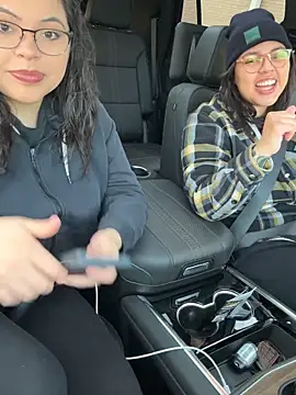 Snapshot of KittyTatts chatting on 02-07-26, 11:24 KittyTatts online show from 02-07-26, 11:24