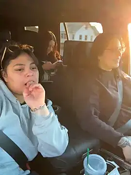 Snapshot of KittyTatts chatting on 02-10-26, 11:26 KittyTatts online show from 02-10-26, 11:26