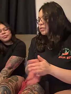 Snapshot of KittyTatts chatting on 02-09-26, 08:12 KittyTatts online show from 02-09-26, 08:12