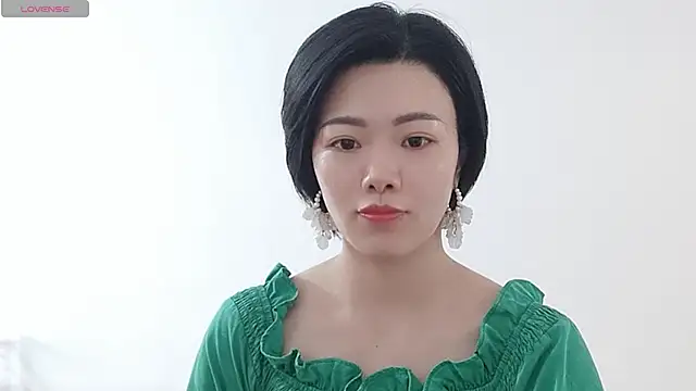 Snapshot of Nikishine chatting on 06-05-26, 03:33 Nikishine online show from 06-05-26, 03:33