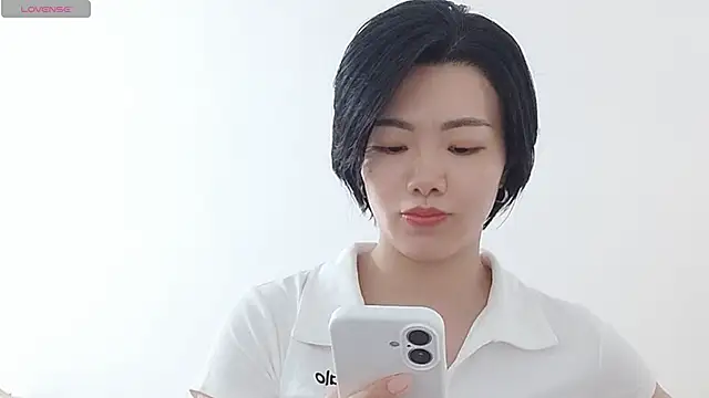 Snapshot of Nikishine chatting on 05-22-26, 05:16 Nikishine online show from 05-22-26, 05:16