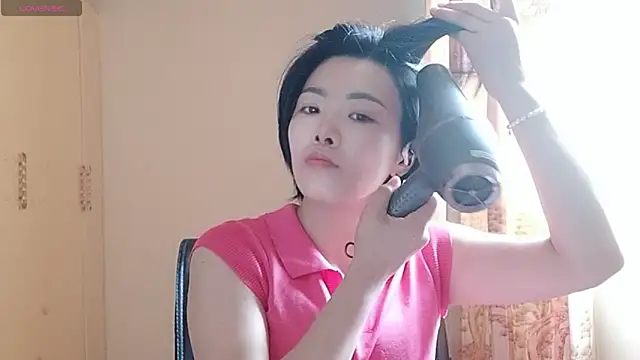 Snapshot of Nikishine chatting on 06-19-26, 03:12 Nikishine online show from 06-19-26, 03:12