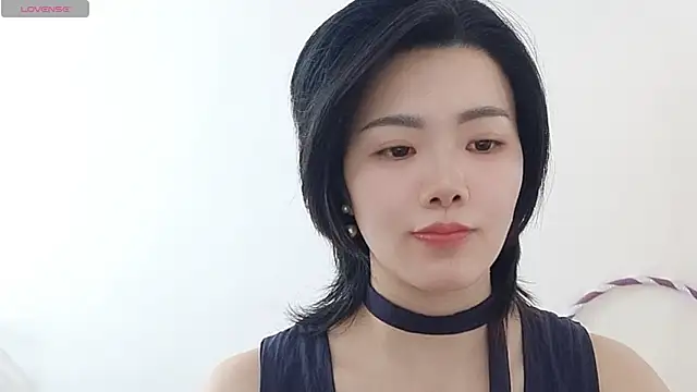 Snapshot of Nikishine chatting on 05-18-26, 05:02 Nikishine online show from 05-18-26, 05:02
