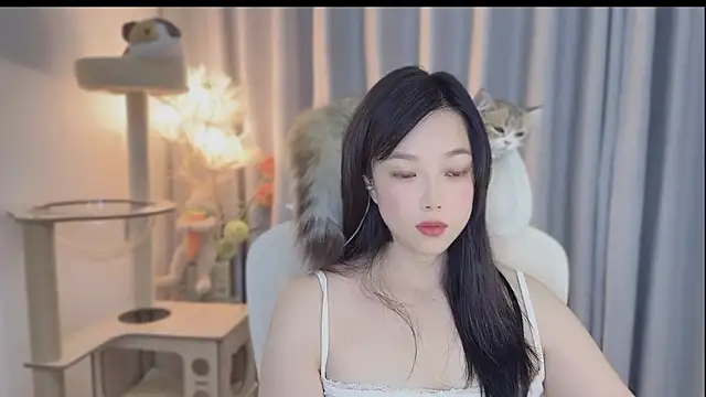 Yumi yuni online show from 05-06-26, 01:26