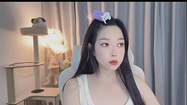 Yumi yuni online show from 05-04-26, 01:42
