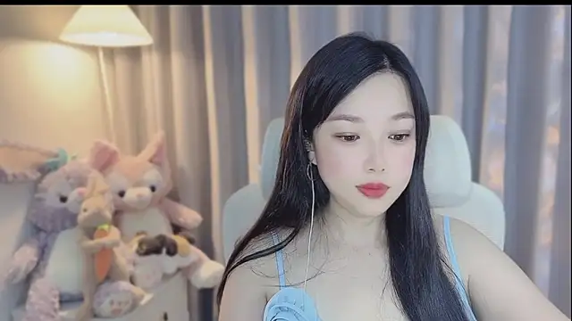 Yumi yuni online show from 04-15-26, 12:53