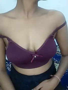 Snapshot of Komal_jee chatting on 04-05-26, 06:47 Komal jee online show from 04-05-26, 06:47