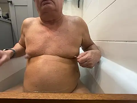 Snapshot of Korni1960 chatting on 02-06-26, 09:16 Korni1960 online show from 02-06-26, 09:16