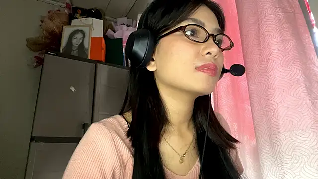 ConstancePorrini online show from 02-19-26, 05:48