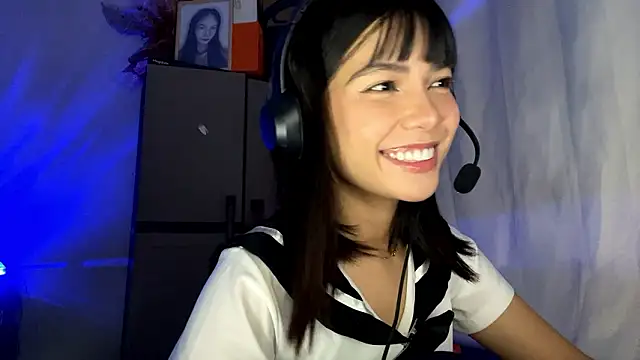 ConstancePorrini online show from 02-11-26, 07:41