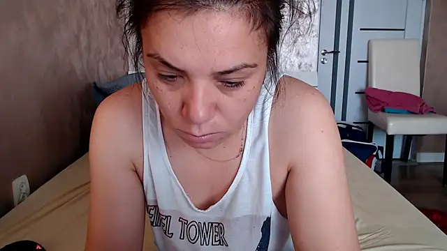 Snapshot of LorraGrey chatting on 07-20-26, 03:36 LorraGrey online show from 07-20-26, 03:36